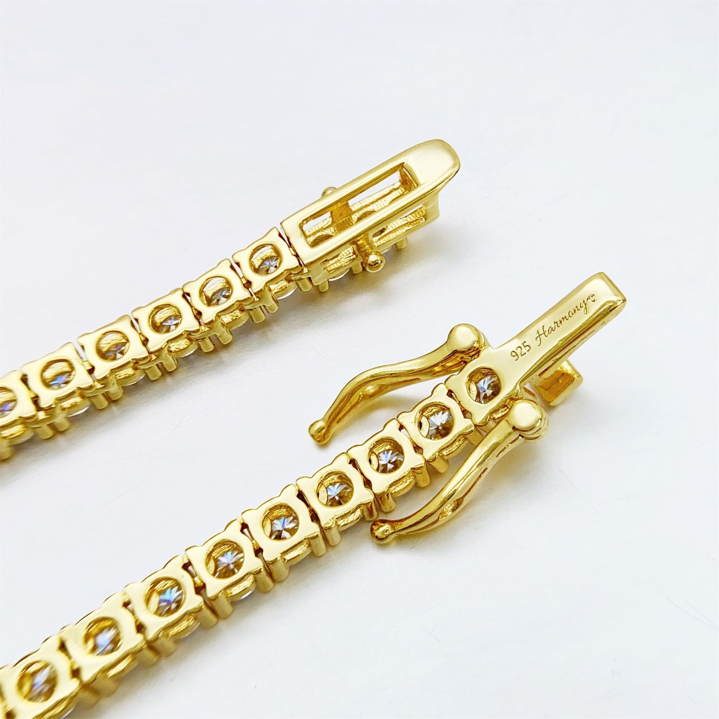 Gele tenniscollier met briljanten van 12.50 carat totaal