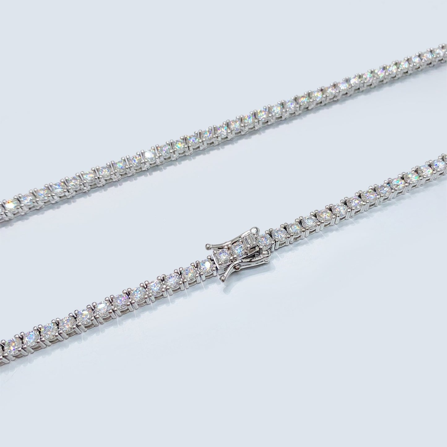 Witte tenniscollier met briljanten van 12.50 carat totaal