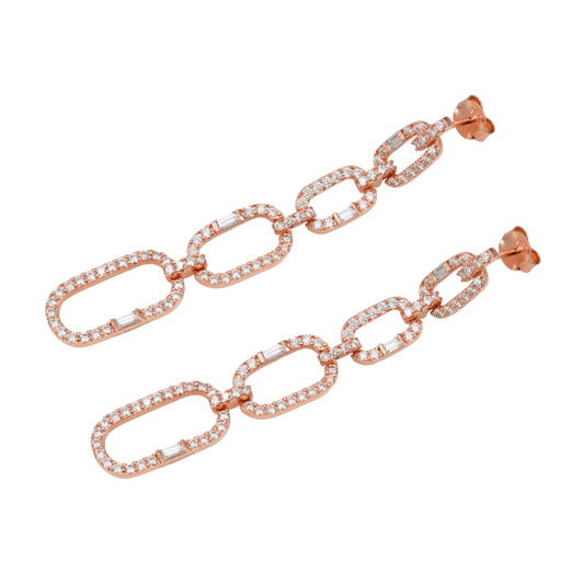 Rosékleurige oorbellen met rechthoekige schakels bezet met briljanten