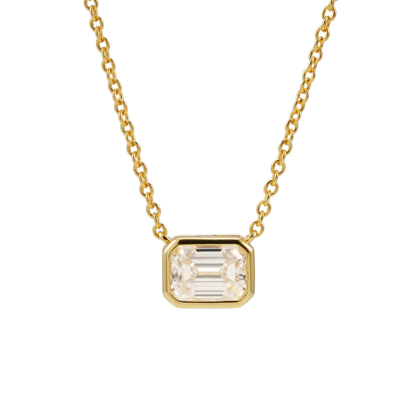 Goudkleurige ketting met rechthoekige hanger