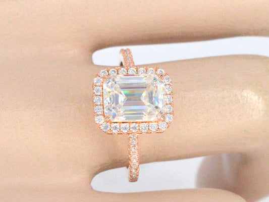 Entourage ring met emerald
