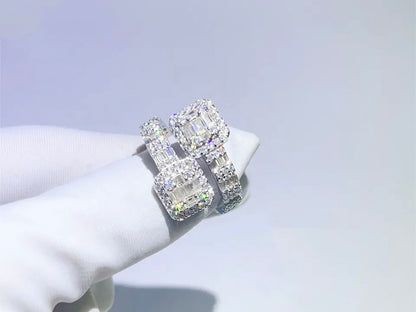 Design ring met emeralds en briljanten