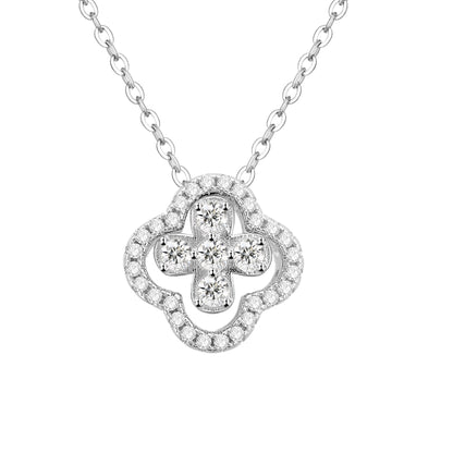 Witte ketting met klaver ketting gezet met briljanten