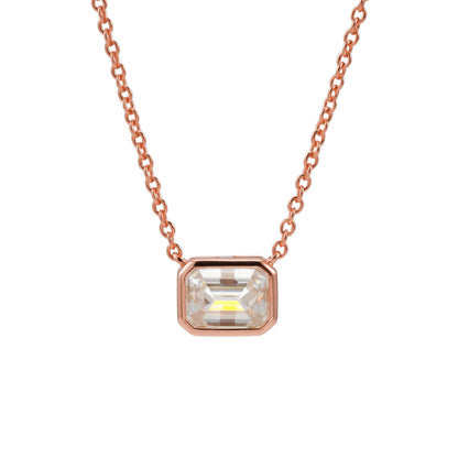 Rosékleurige ketting met rechthoekige hanger