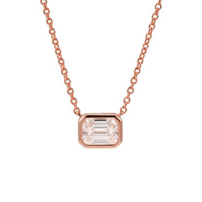 Rosékleurige ketting met rechthoekige hanger