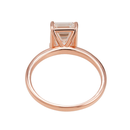 Rosékleurige ring met rechthoekige steen